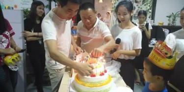 媳婦兒，就得哄......