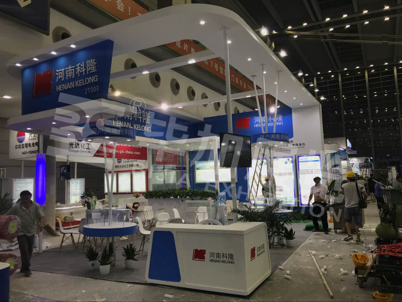 河南科隆—電池展展臺設計