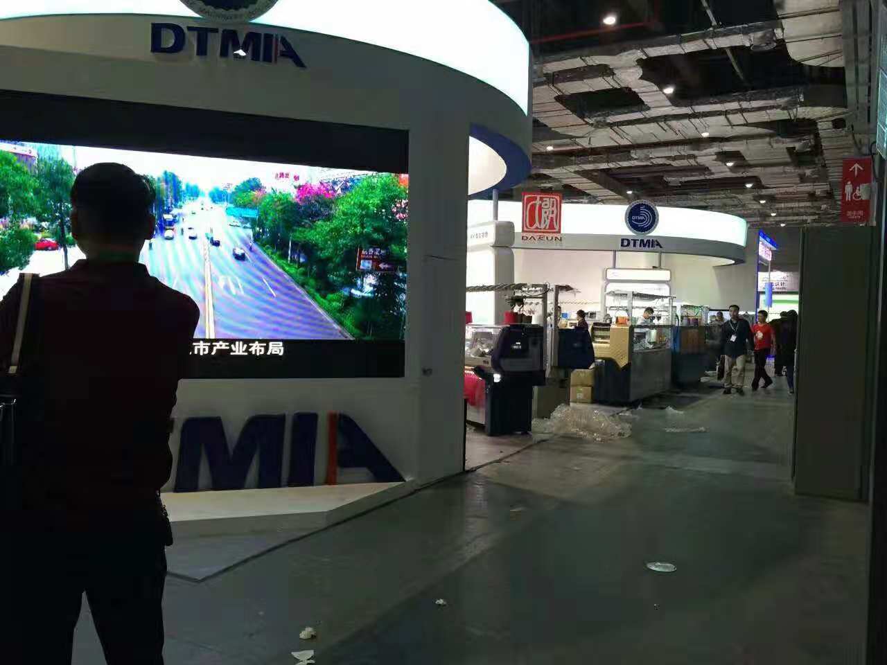 大朗——紡織機(jī)械展設(shè)計(jì)搭建 大朗——紡織機(jī)械展設(shè)計(jì)搭建